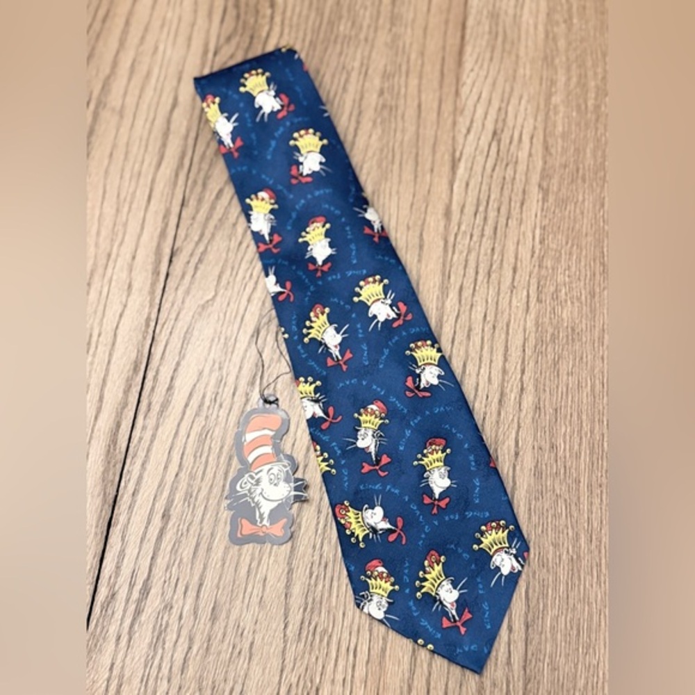 VINTAGE NWT Dr Seuss Cat in the Hat Dark Blue 100% Silk Tie - 1994. BK
